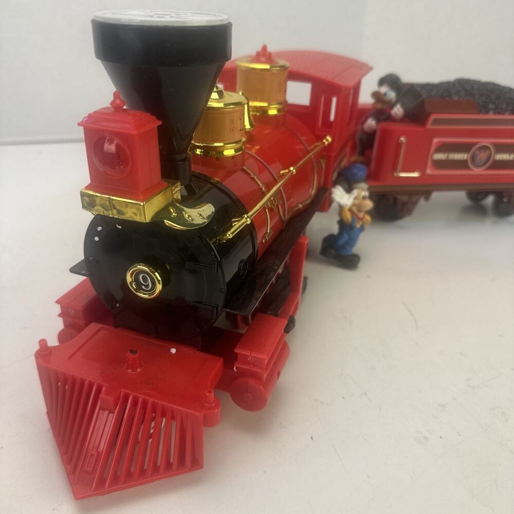Vintage 1987 New Bright Walt Disney World Train Set w/ remote WORKING